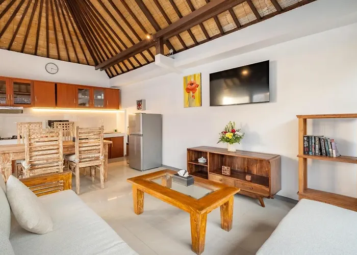 Family Budget With Private Pool In Villa