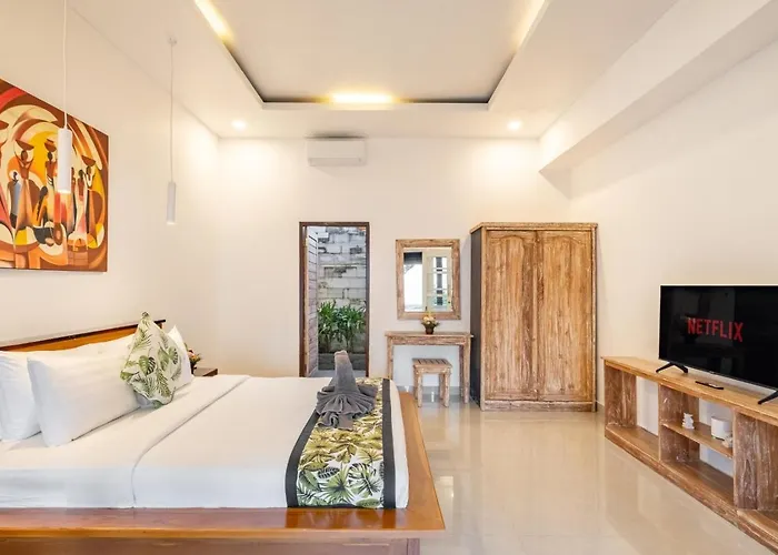 Villa Family Budget With Private Pool In