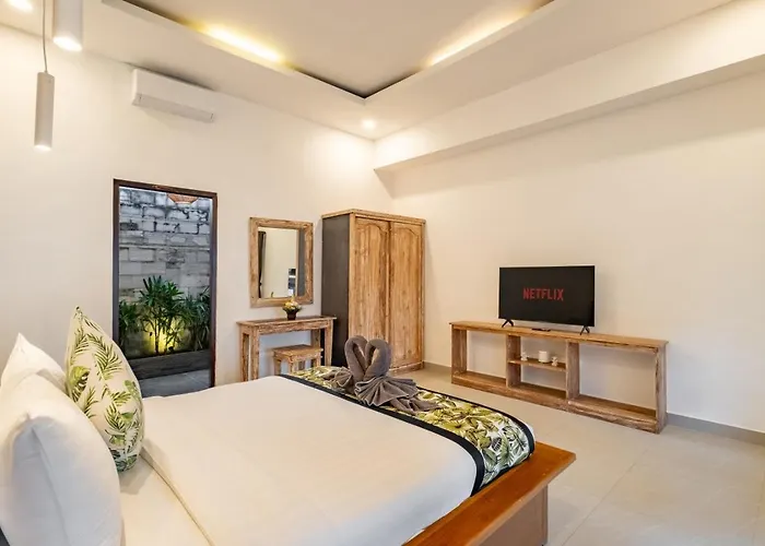 Family Budget With Private Pool In Villa *